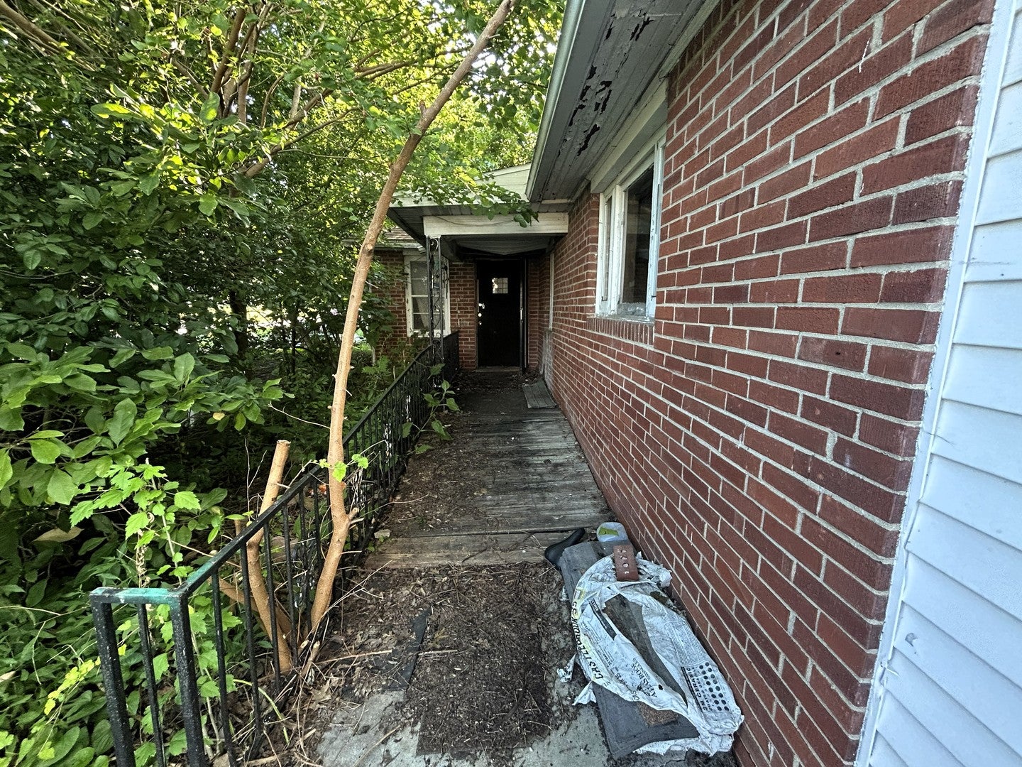 930 Vandalia Road