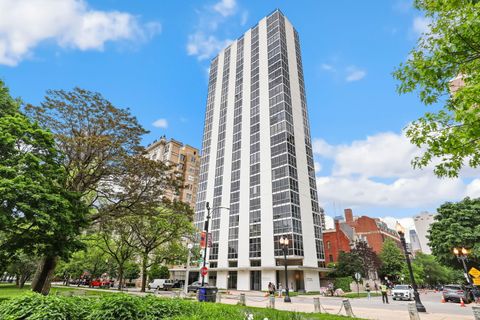 Photo of 1555 N Dearborn Parkway #6E, Chicago, IL 60610 (MLS # 12573890)