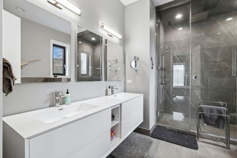 Tiny photo for 1355 W Winnemac Avenue #3, Chicago, IL 60640 (MLS # 12592014)