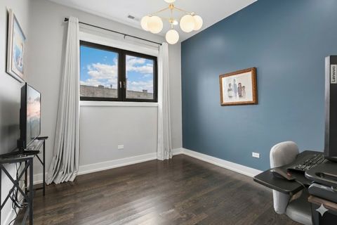 Tiny photo for 1355 W Winnemac Avenue #3, Chicago, IL 60640 (MLS # 12592014)