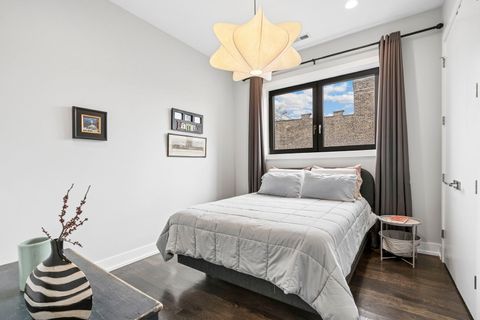 Tiny photo for 1355 W Winnemac Avenue #3, Chicago, IL 60640 (MLS # 12592014)