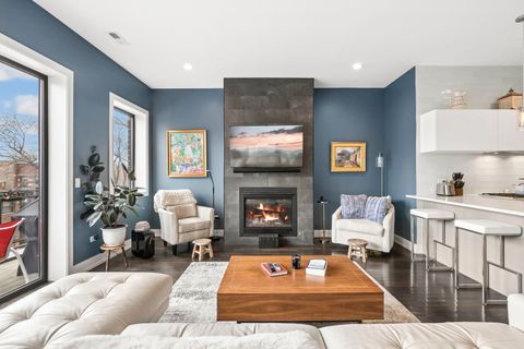 Tiny photo for 1355 W Winnemac Avenue #3, Chicago, IL 60640 (MLS # 12592014)