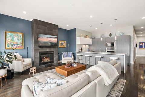 Tiny photo for 1355 W Winnemac Avenue #3, Chicago, IL 60640 (MLS # 12592014)