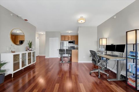 Tiny photo for 125 S Jefferson Street #2701, Chicago, IL 60661 (MLS # 12490894)