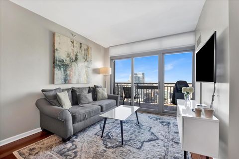 Tiny photo for 125 S Jefferson Street #2701, Chicago, IL 60661 (MLS # 12490894)