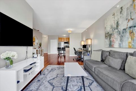 Tiny photo for 125 S Jefferson Street #2701, Chicago, IL 60661 (MLS # 12490894)