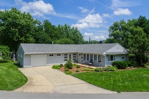 Tiny photo for 4 Woodruff Drive, Bloomington, IL 61701 (MLS # 12691403)