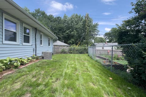 Tiny photo for 4 Woodruff Drive, Bloomington, IL 61701 (MLS # 12691403)