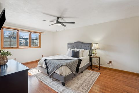 Tiny photo for 1680 Prairie Vista Circle, Bettendorf, IA 52722 (MLS # 12557535)