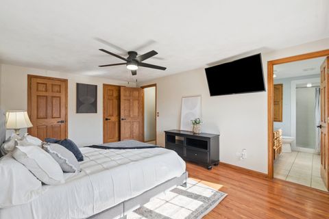 Tiny photo for 1680 Prairie Vista Circle, Bettendorf, IA 52722 (MLS # 12557535)