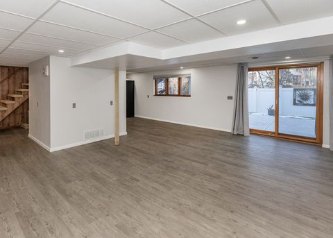 Tiny photo for 1680 Prairie Vista Circle, Bettendorf, IA 52722 (MLS # 12557535)