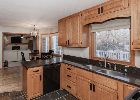 Tiny photo for 1680 Prairie Vista Circle, Bettendorf, IA 52722 (MLS # 12557535)