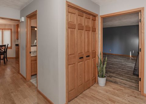 Tiny photo for 1680 Prairie Vista Circle, Bettendorf, IA 52722 (MLS # 12557535)