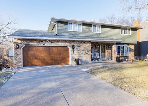 Tiny photo for 1680 Prairie Vista Circle, Bettendorf, IA 52722 (MLS # 12557535)