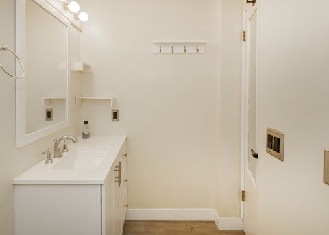 Tiny photo for 1680 Prairie Vista Circle, Bettendorf, IA 52722 (MLS # 12557535)