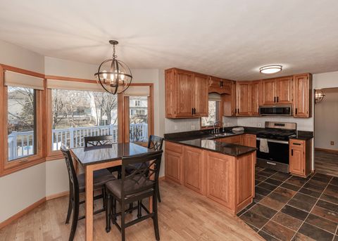 Tiny photo for 1680 Prairie Vista Circle, Bettendorf, IA 52722 (MLS # 12557535)