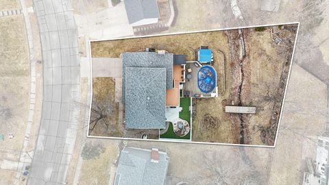 Tiny photo for 1680 Prairie Vista Circle, Bettendorf, IA 52722 (MLS # 12557535)