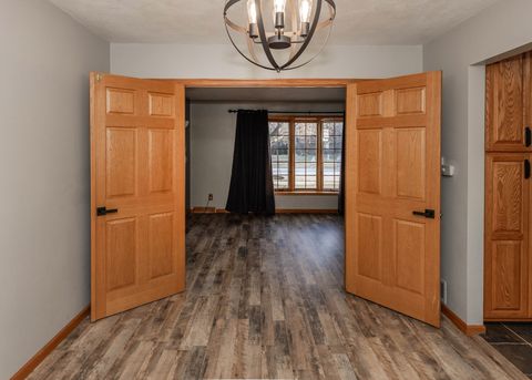 Tiny photo for 1680 Prairie Vista Circle, Bettendorf, IA 52722 (MLS # 12557535)