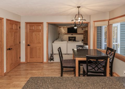 Tiny photo for 1680 Prairie Vista Circle, Bettendorf, IA 52722 (MLS # 12557535)