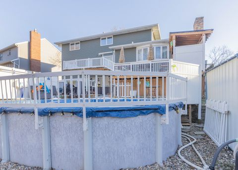 Tiny photo for 1680 Prairie Vista Circle, Bettendorf, IA 52722 (MLS # 12557535)