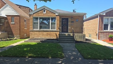 9028 S Ridgeland Avenue Chicago IL 60617