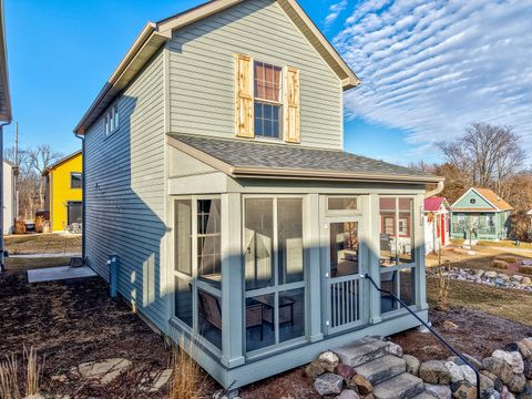 Tiny photo for 100 Great Loop Drive #48, Ottawa, IL 61350 (MLS # 12577807)