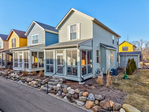 Photo of 100 Great Loop Drive #48, Ottawa, IL 61350 (MLS # 12577807)