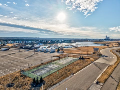 Tiny photo for 100 Great Loop Drive #48, Ottawa, IL 61350 (MLS # 12577807)