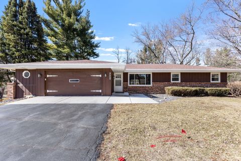 Photo of 8668 Yosemite Drive, Byron, IL 61010 (MLS # 12588009)