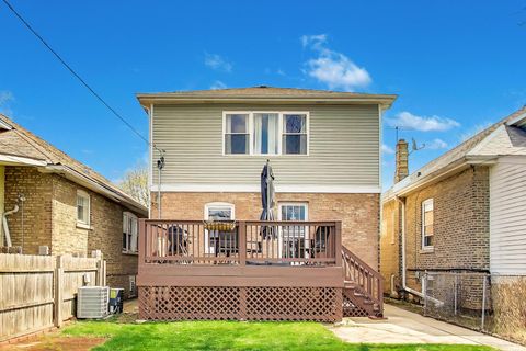 Tiny photo for 2714 Wesley Avenue, Berwyn, IL 60402 (MLS # 12616289)
