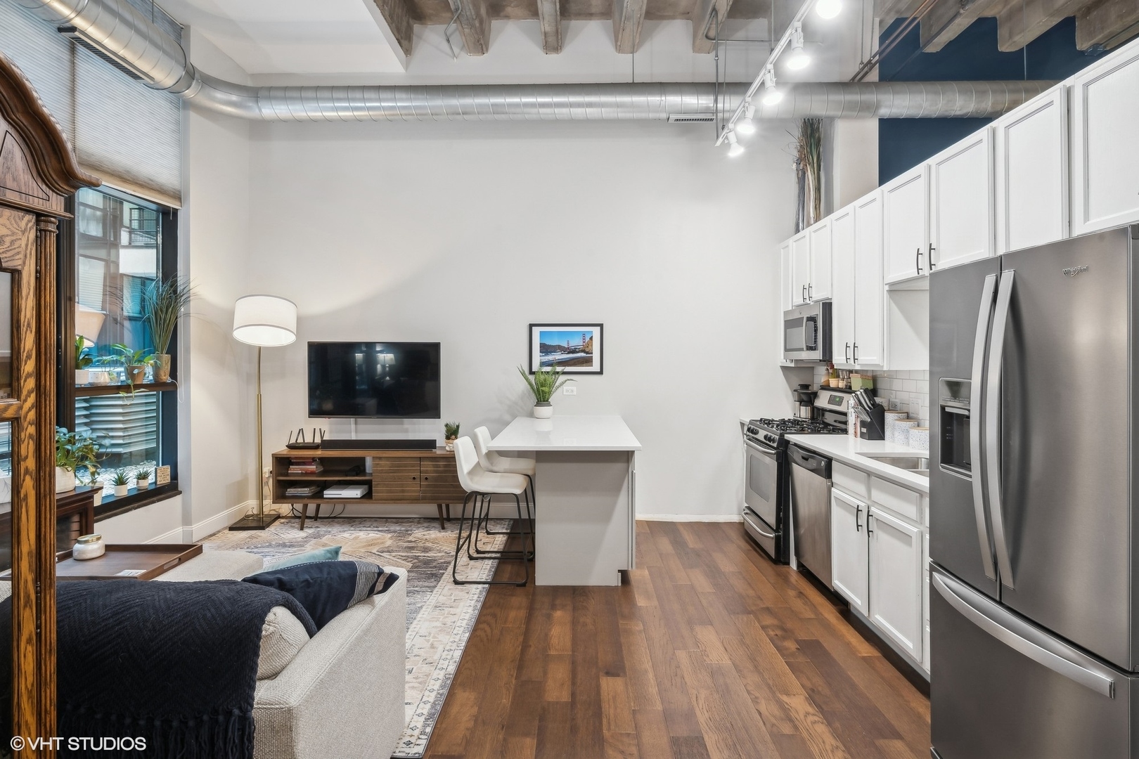 1645 W Ogden Avenue 341