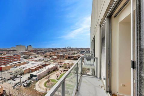 Tiny photo for 1620 S Michigan Avenue #1124, Chicago, IL 60616 (MLS # 12614018)