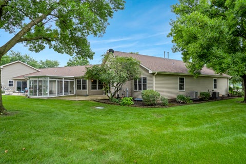 Tiny photo for 21364 Silktree Circle #21364, Plainfield, IL 60544 (MLS # 12735157)