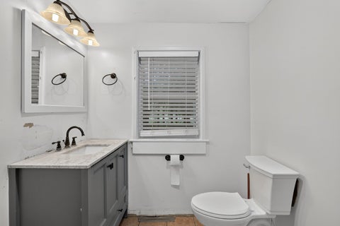 Tiny photo for 1080 W Jackson Street, Belvidere, IL 61008 (MLS # 12768619)