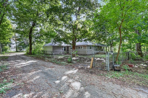 Tiny photo for 1080 W Jackson Street, Belvidere, IL 61008 (MLS # 12768619)