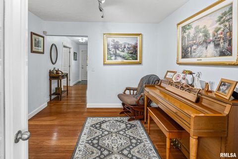 Tiny photo for 521 Marquis Avenue, Centralia, IL 62801 (MLS # EB459679)