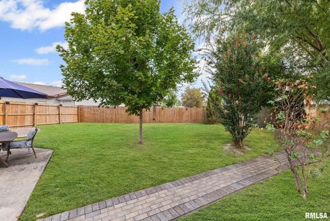 Tiny photo for 521 Marquis Avenue, Centralia, IL 62801 (MLS # EB459679)