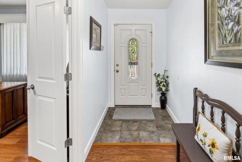 Tiny photo for 521 Marquis Avenue, Centralia, IL 62801 (MLS # EB459679)