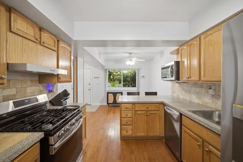 Tiny photo for 411 Hickory Drive #411, Wheeling, IL 60090 (MLS # 12745921)