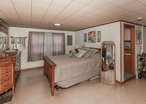 Tiny photo for 1125 17th Avenue, Moline, IL 61265 (MLS # 12606127)