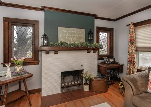 Tiny photo for 1125 17th Avenue, Moline, IL 61265 (MLS # 12606127)