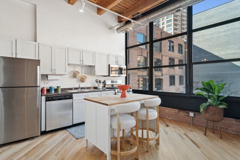 Tiny photo for 226 N Clinton Street #405, Chicago, IL 60661 (MLS # 12576057)