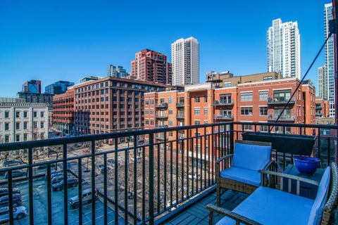 Tiny photo for 226 N Clinton Street #405, Chicago, IL 60661 (MLS # 12576057)