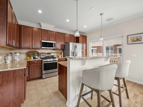 Tiny photo for 400 Concord Court, Morton Grove, IL 60053 (MLS # 12725554)