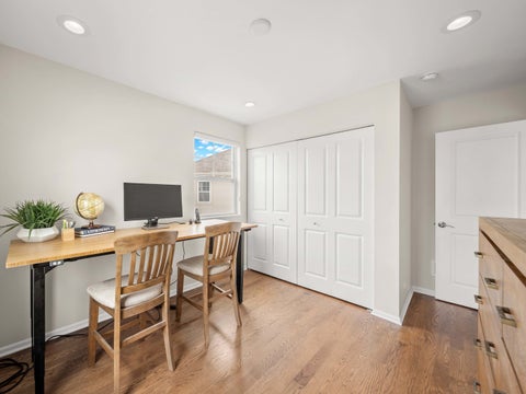 Tiny photo for 400 Concord Court, Morton Grove, IL 60053 (MLS # 12725554)