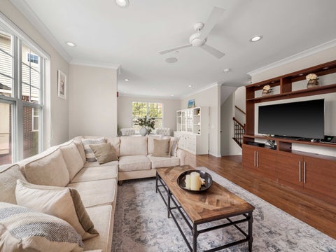 Tiny photo for 400 Concord Court, Morton Grove, IL 60053 (MLS # 12725554)
