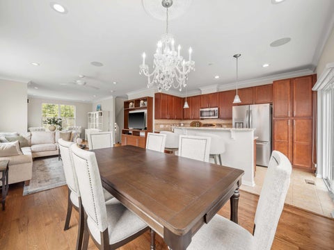 Tiny photo for 400 Concord Court, Morton Grove, IL 60053 (MLS # 12725554)