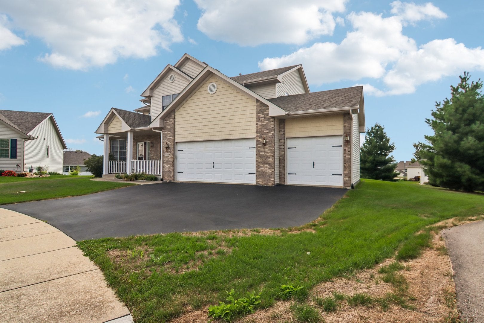 4478 Tufted Deer Court