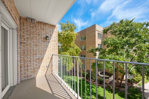 Tiny photo for 2250 S Grace Street #201, Lombard, IL 60148 (MLS # 12459477)