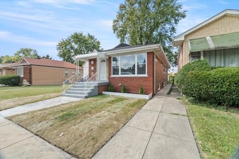 A home in Calumet Park